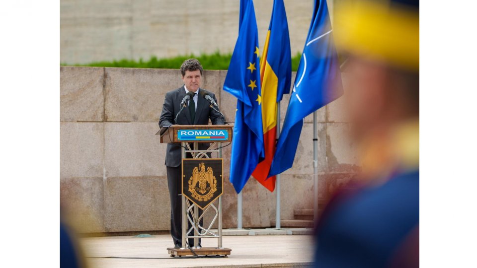 Ceremonie militară și religioasă la Mormântul Ostașului Necunoscut din Parcul Carol