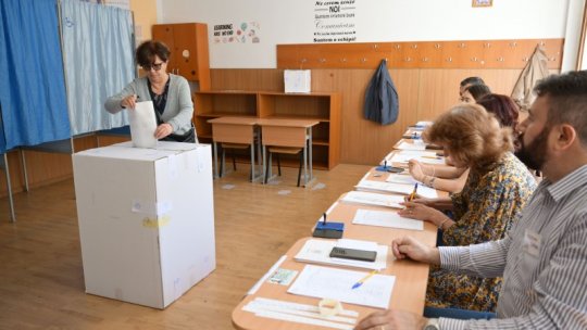 Începutul campaniei electorale pentru turul doi, programat pe 9 mai