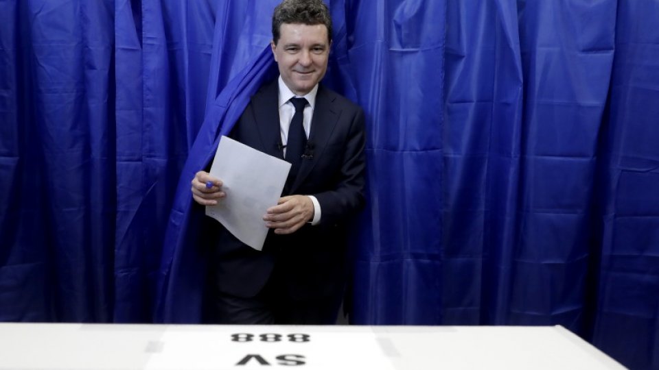 Nicuşor Dan: Urmează un tur doi dificil, cu candidatul izolaționist
