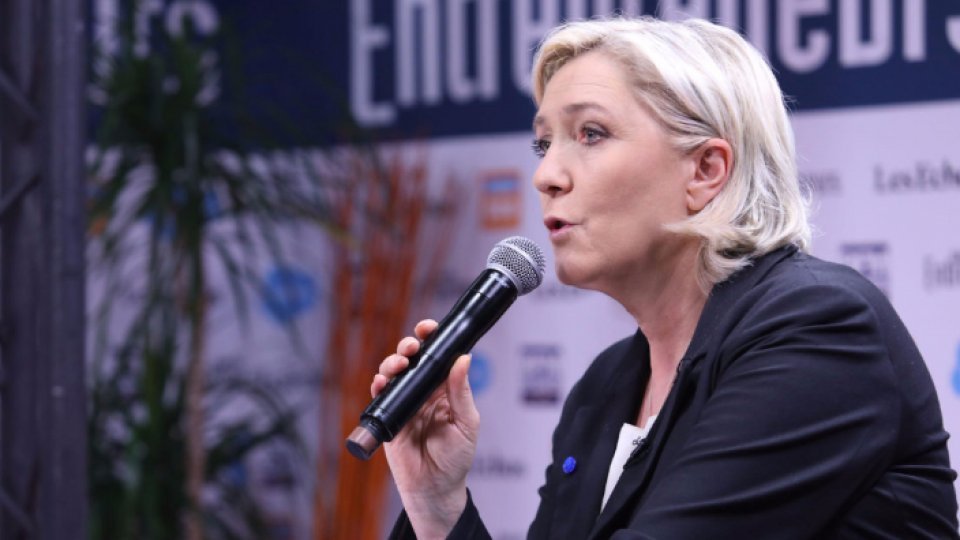 Lidera extremei dreapta franceze, Marine Le Pen, a salutat victoria lui George Simion