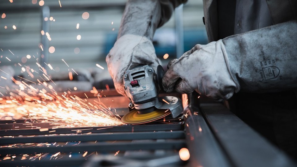 Preţurile producţiei industriale s-au majorat