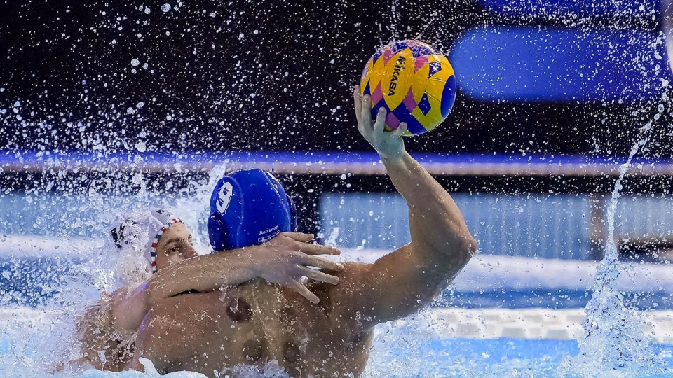 Polo pe apă: CSM Oradea restabilește egalitatea în semifinala cu Dinamo