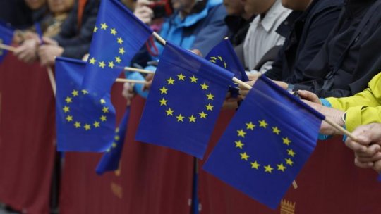 Marşuri pro-europene în Bucureşti şi alte oraşe din ţară