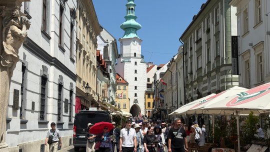 Corespondenta din Slovacia/ Bratislava, singura capitală din lume situată la granița cu două state suverane: Austria și Ungaria!