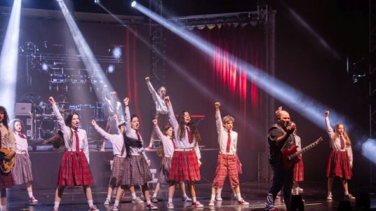 School of Rock, o explozie de energie și rock pe scena Operei Comice pentru Copii