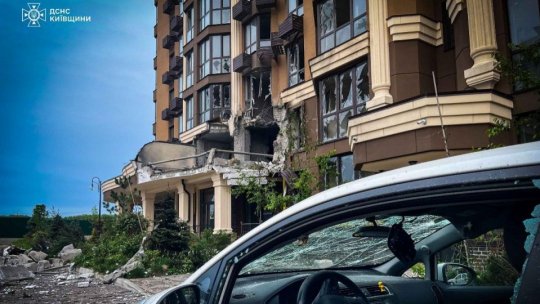 Cel puțin 14 persoane au fost ucise în capitale Ucrainei în urma unui atac rusesc cu drone și rachete