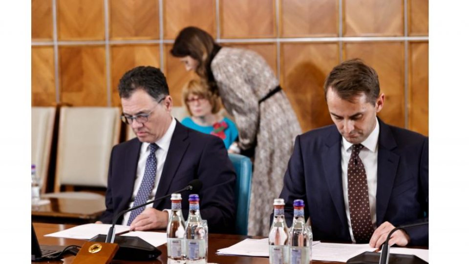 Guvernul se pregătește să adopte mai multe măsuri pentru reducerea deficitului bugetar