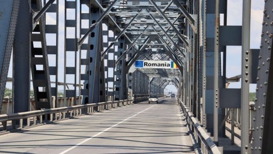 Infotrafic: Lucrările de reparație continuă pe podul Giurgiu-Ruse