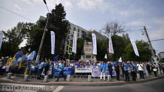 Sindicatele solicită preşedintelui Nicuşor Dan să medieze un posibil conflict social