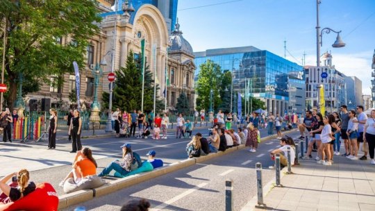 Mare parte din Calea Victoriei devine pietonală şi în acest weekend
