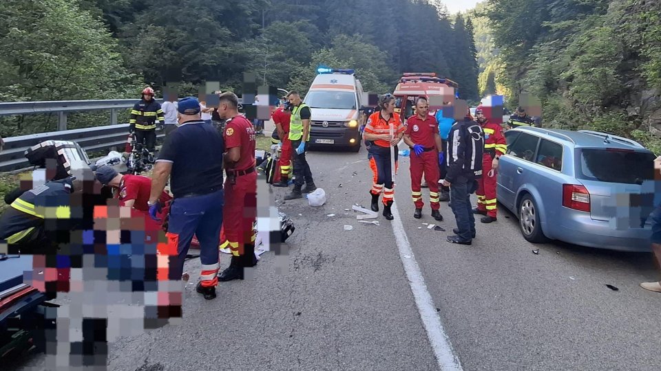 Doi motocicliști străini, accident mortal pe Transalpina