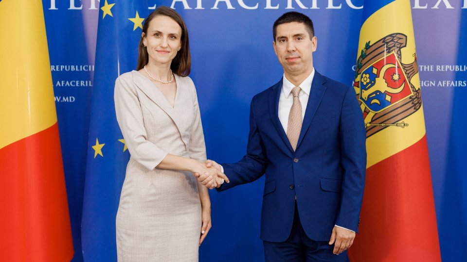 Majoritatea parlamentară din România susține accelerarea proiectelor comune cu R. Moldova