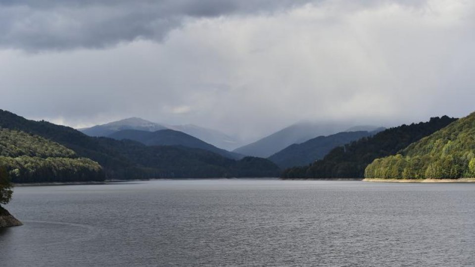 Rezerva de apă necesară populației este asigurată