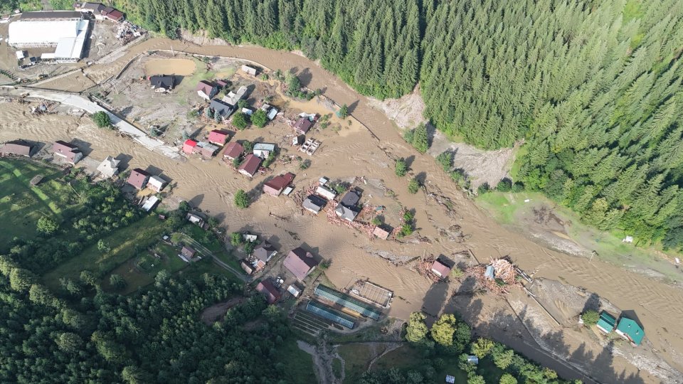 Inundațiile din Suceava: „Marele nostru noroc e că nu a plouat pe versantul cu iazurile”