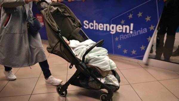 Guvernul stabilește condițiile pentru reintroducerea provizorie a controalelor la frontiere