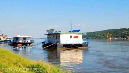 Trecerea Dunării cu bacul la Bechet continuă să fie suspendată