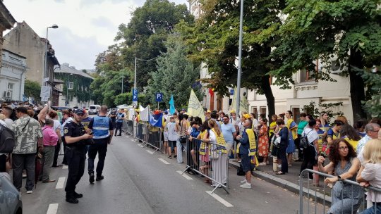 Cadrele didactice, o nouă zi de protest în fața Ministerului Educației