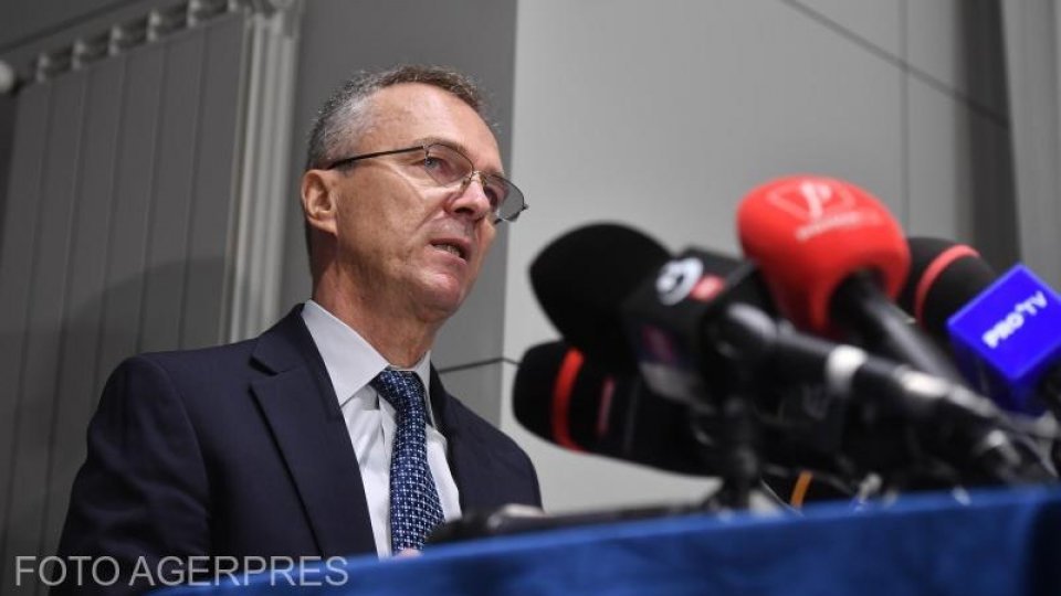 Private pension funds "can handle payments without any problem"