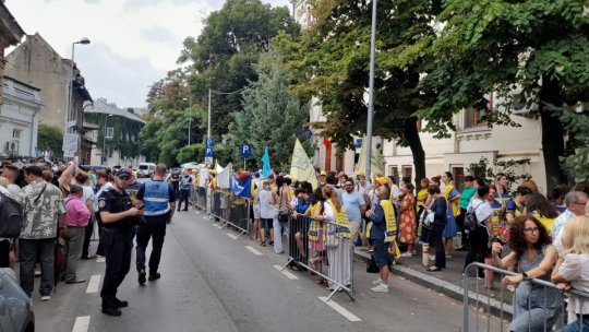Cadrele didactice, a cincea zi de protest în fața Ministerului Educației