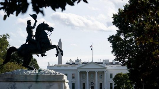 Zelenski nu este invitat în Alaska, precizează Casa Albă