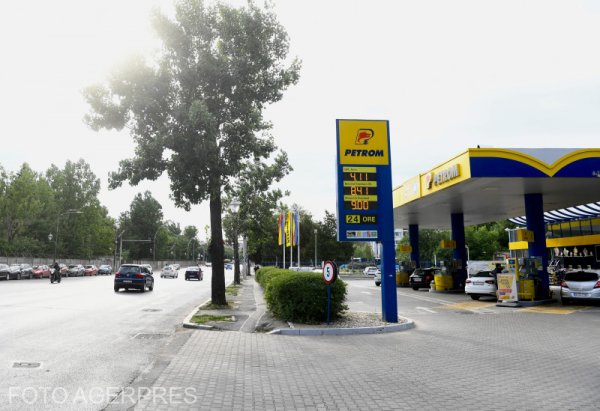 Prețurile carburanților s-au actualizat pe fondul majorării accizei și a TVA-ului