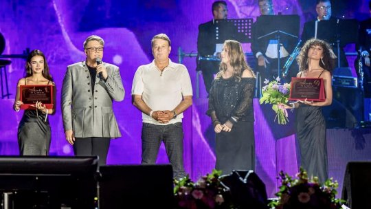 "Ca la San Remo": publicul se bucură de Festivalul Mamaia