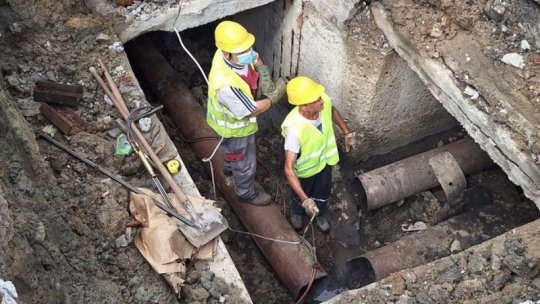 Furnizarea apei calde va fi sistată la zeci de blocuri din București