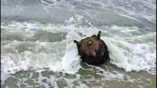 O mină marină, descoperită pe plaja de la Vadu, a fost neutralizată