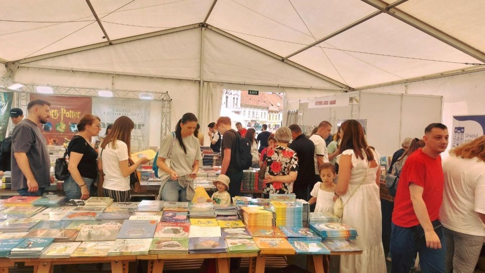 Caravana Târgului de Carte Gaudamus Radio România ajunge la Iași