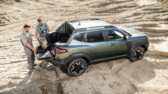 Dacia Duster devine camionetă, dar este disponibilă numai în România