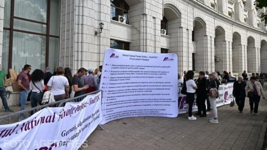 Finance Minister: Protesters' grievances are justified
