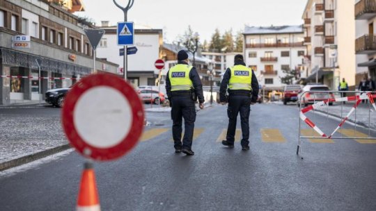 Tragedie în Crans-Montana: Cel puțin 40 de morți după ce o petardă ar fi aprins tavanul barului