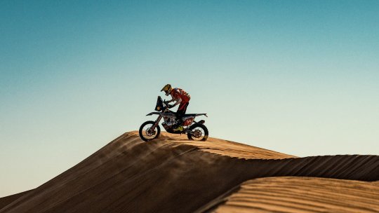 Dakar 2026. Dacia Sandriders a revenit pe primul loc la clasa auto, iar Mani Gynes a mai urcat o poziţie în clasamentul general