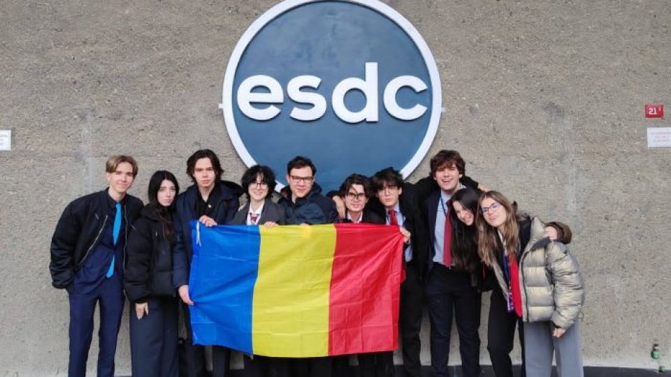 România, rezultat istoric la Campionatele EurAsiatice de Debate din Istanbul | Serviciul de noapte