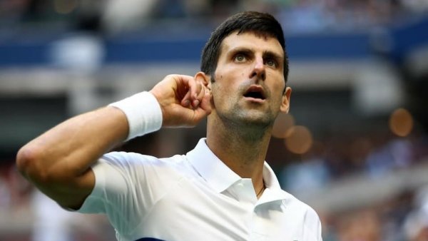 Novak Djokovici îşi continuă parcursul pentru un nou titlu la Melbourne