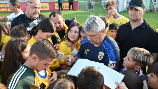 Selecţionerul Mircea Lucescu, internat de urgenta