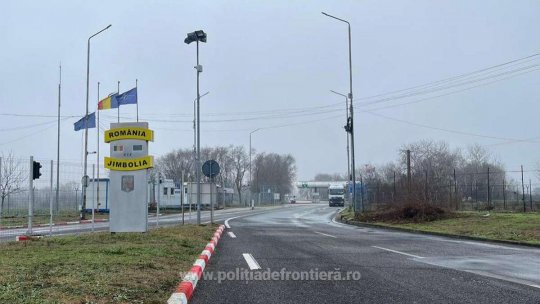 Traficul camioanelor la frontiera României cu Serbia, perturbat de protestele transportatorilor