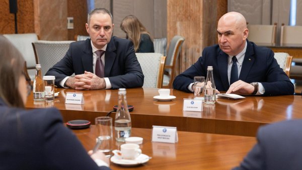 Premierul și ministrul Finanțelor au avut o întâlnire cu experți ai agenției de rating Fitch