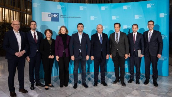 Premierul Ilie Bolojan s-a întâlnit cu reprezentanții Camerei de Comerţ și Industrie a Germaniei