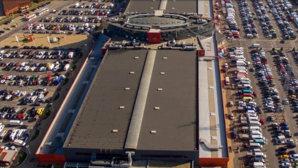 ANPC, amenzi de peste 880.000 de lei la complexul comercial Dragonul Roșu