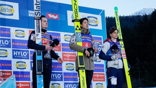 Japonezul Ren Nikaido i-a refuzat tripla slovenului Prevc în Turneul celor 4 Trambuline