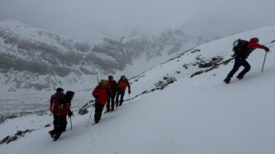 Riscul de avalanșă a crescut semnificativ la altitudini mari