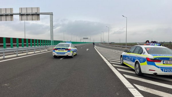 „Asfalt lăsat pe alocuri” pe Autostrada A7