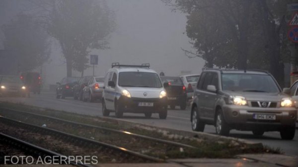 Trafic îngreunat de ceață în 7 județe și pe Autostrada A7