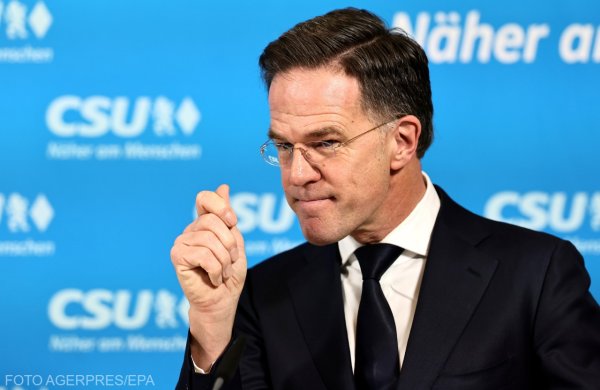 Șeful NATO laudă intenţiile Europei de a-și majora cheltuielile pentru apărare