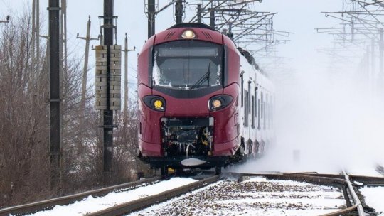 CFR Călători a anulat 58 de trenuri din cauza ninsorilor