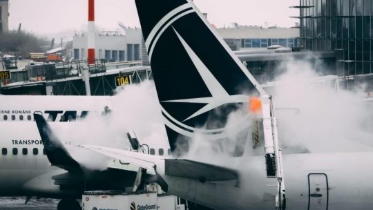 Traficul aerian pe aeroporturile "Henri Coandă" şi Băneasa se desfăşoară normal