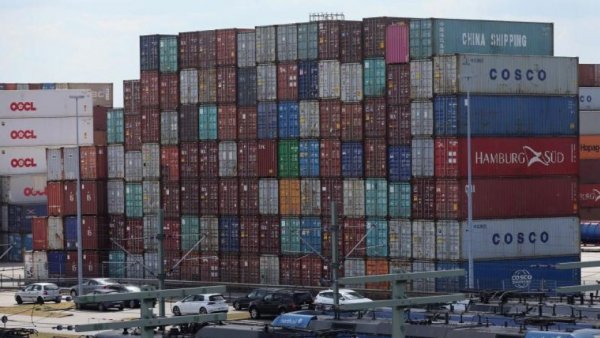 Tariful vamal al SUA va ajunge la 15% sau mai mult pentru unele ţări