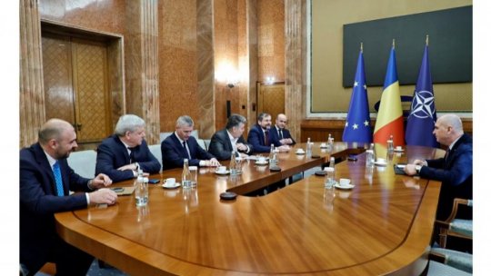 Numeroşi edili s-au arătat nemulţumiţi la discuțiile cu premierul de reducerile de cheltuieli