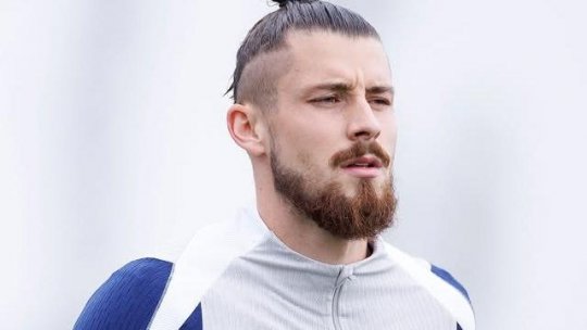 Radu Drăguşin a fost inclus de Tottenham Hotspur pe lista pentru Liga Campionilor